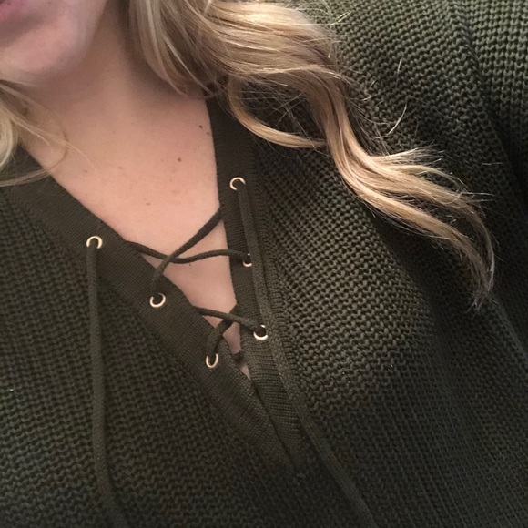 Altar’d State Hi-Lo Sweater - Picture 5 of 5